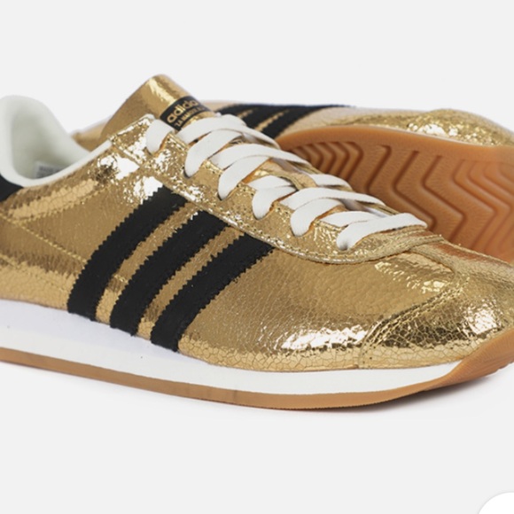 Adidas Gold and Black Country OG Sneakers - Gorgeous - Picture 2 of 13
